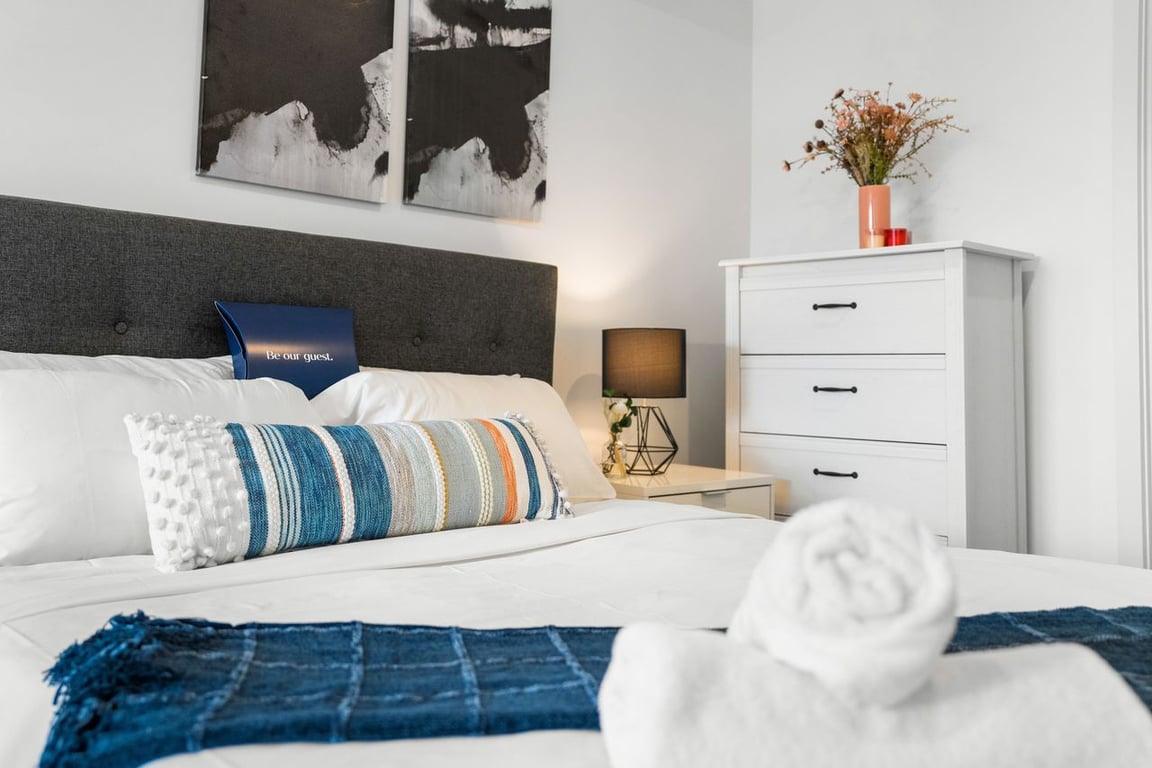 Furnished 2 Bedroom Rental in Adelaide