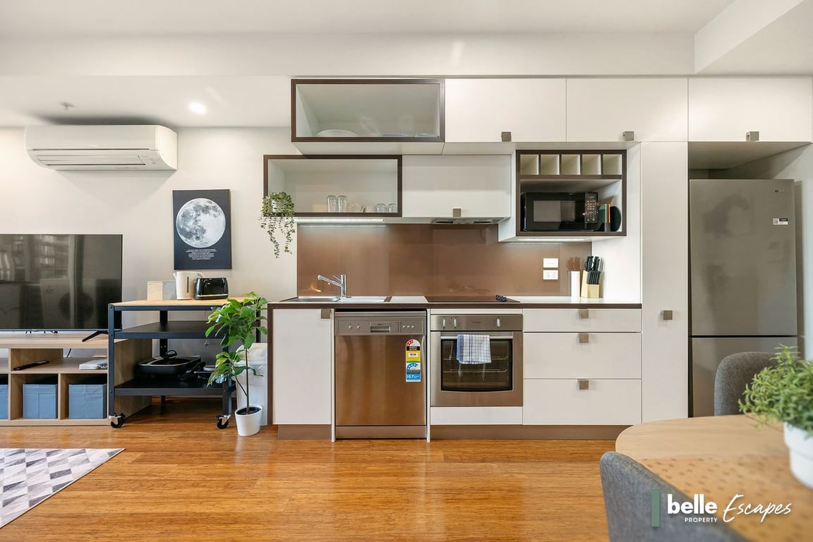 Furnished 2 Bedroom House in Adelaide
