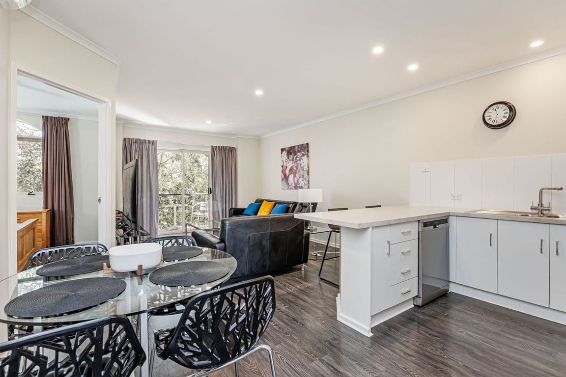 Furnished 2 Bedroom Rental in North Adelaide