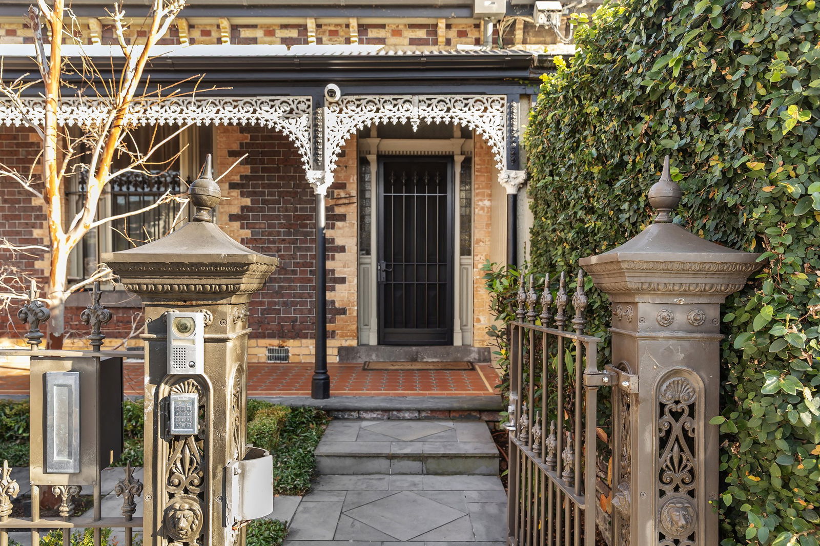 Furnished 3 Bedroom House in South Yarra
