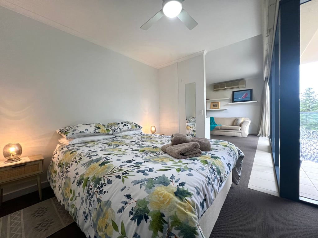 Furnished 1 Bedroom House in Glenelg