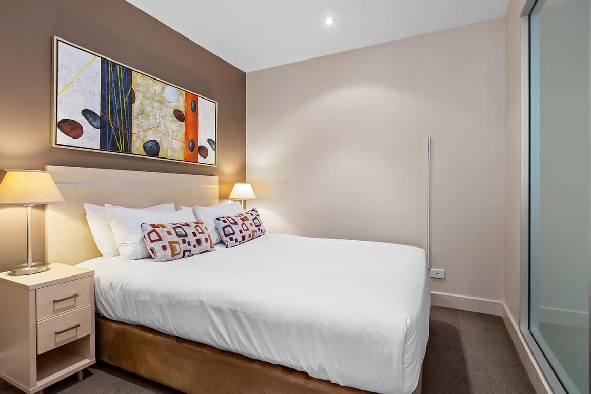 Furnished 1 Bedroom House in Glenelg