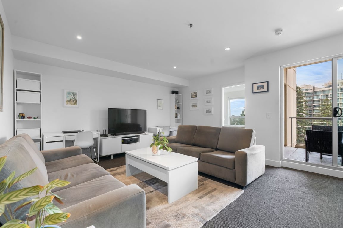 Furnished 1 Bedroom House in Glenelg