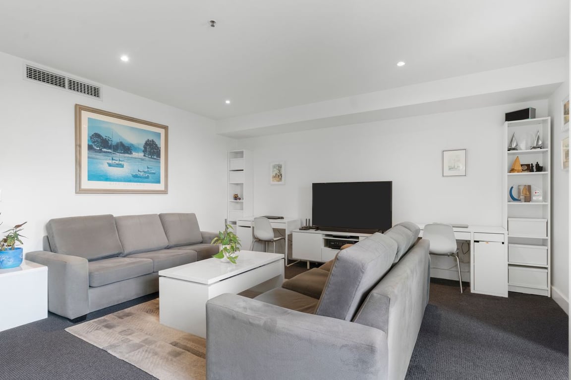 Furnished 1 Bedroom House in Glenelg