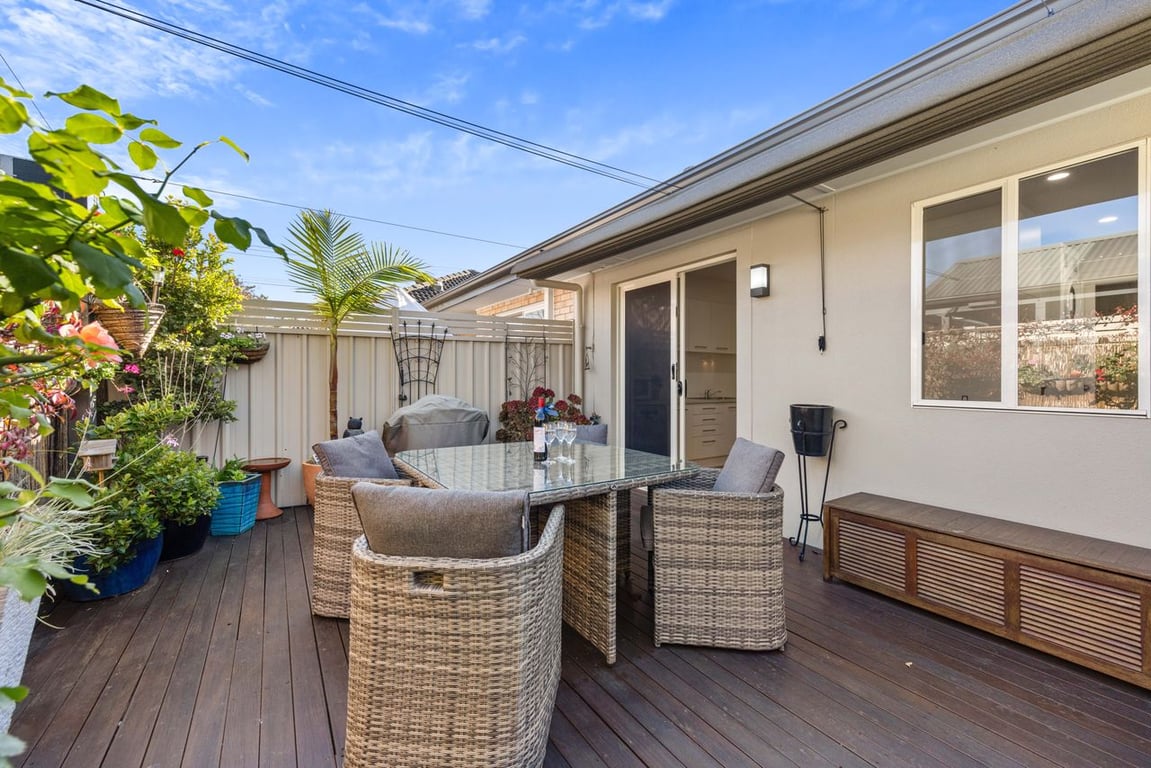 Furnished 2 Bedroom House in Glenelg