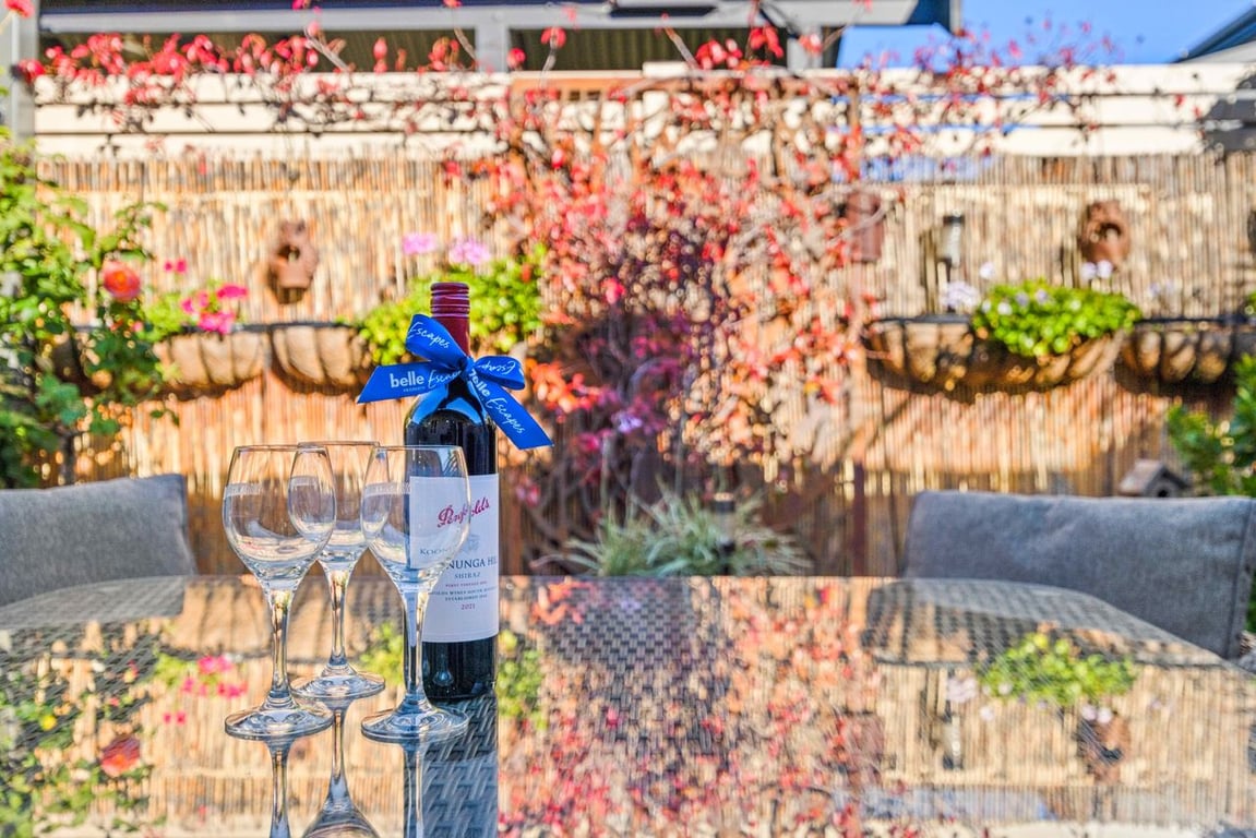 Furnished 2 Bedroom House in Glenelg