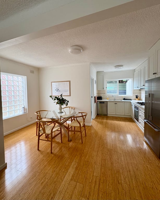 Furnished 2 Bedroom House in Glenelg North