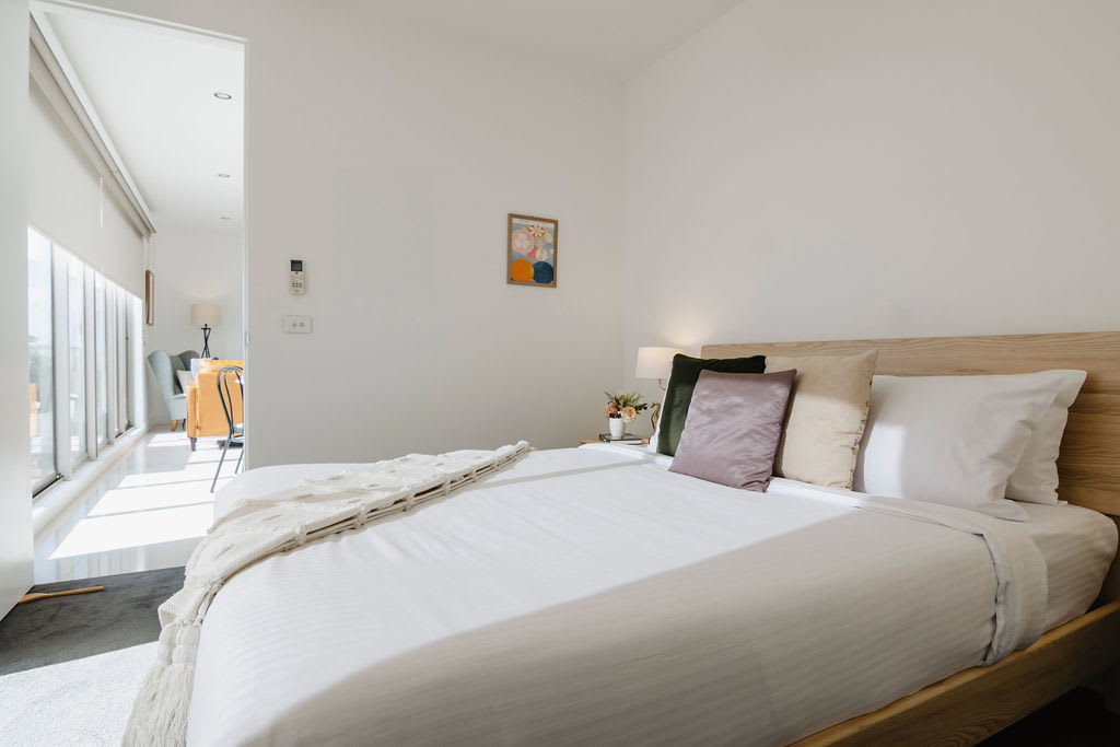 Furnished 2 Bedroom Apartment in Fitzroy North