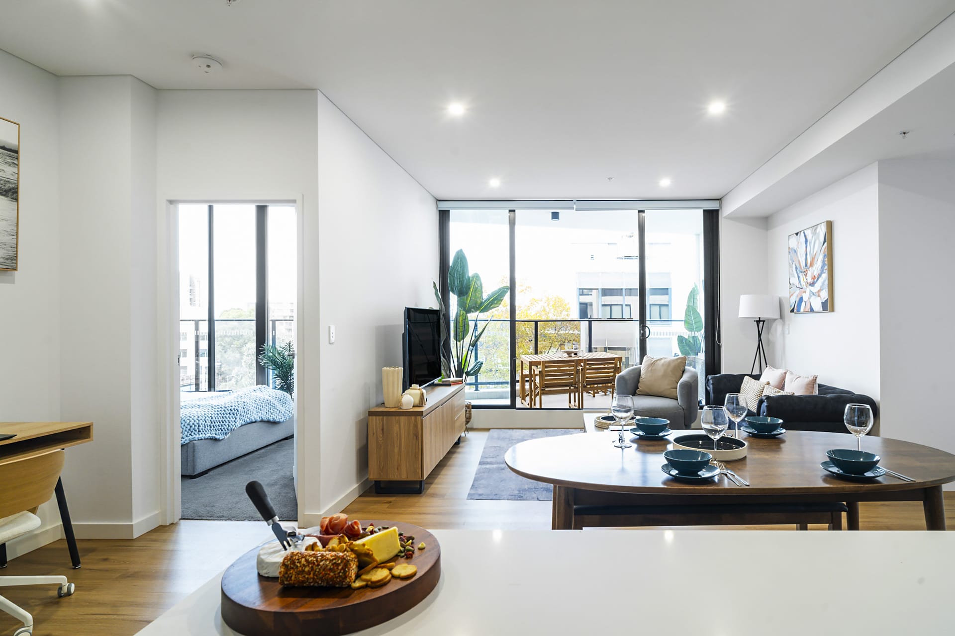 Furnished 2 Bedroom Apartment in Wollongong