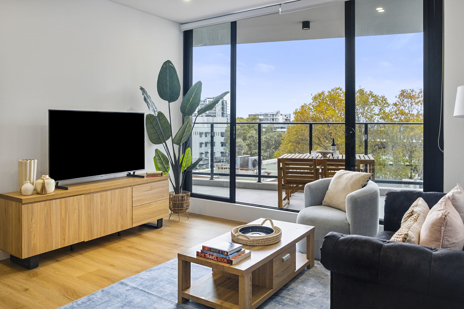 Furnished 2 Bedroom Apartment in Wollongong