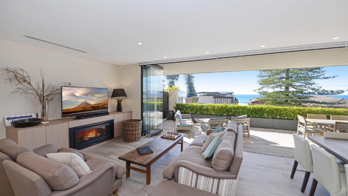 Furnished 4 Bedroom House in Avoca Beach