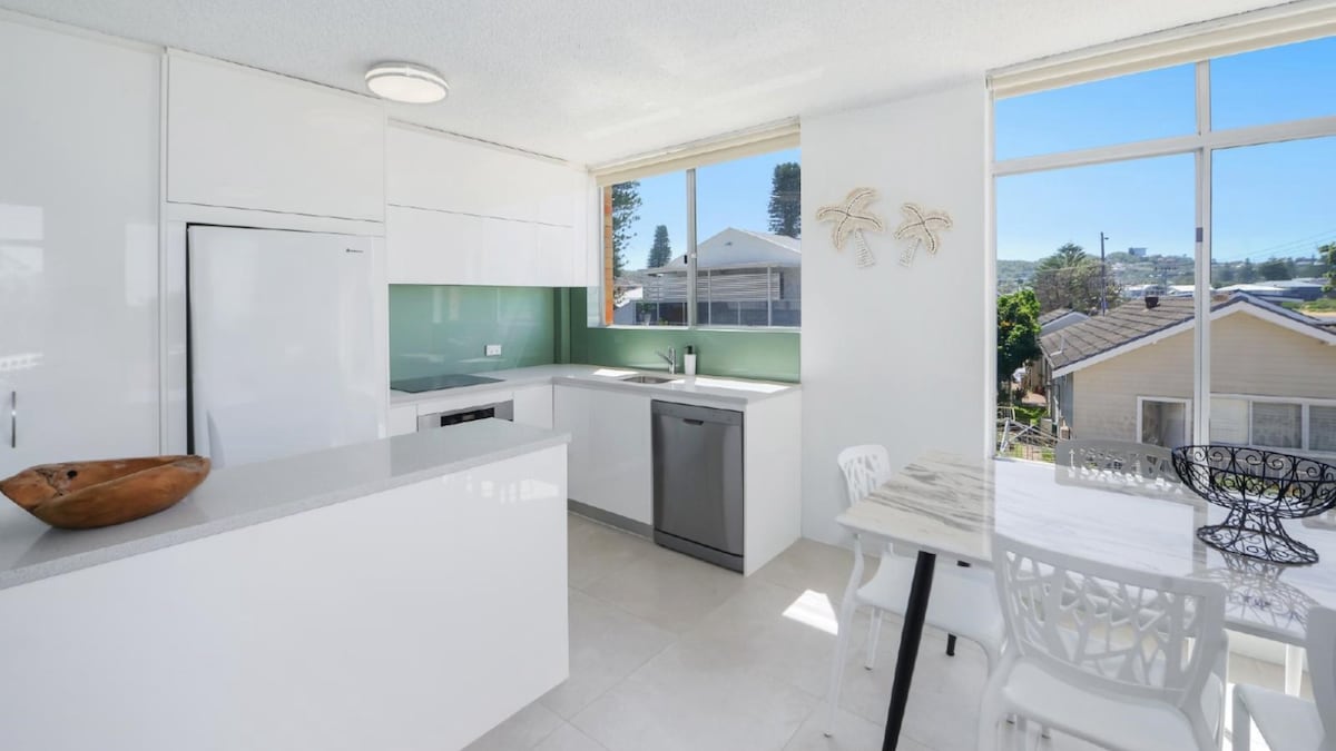 Furnished 2 Bedroom House in Green Point