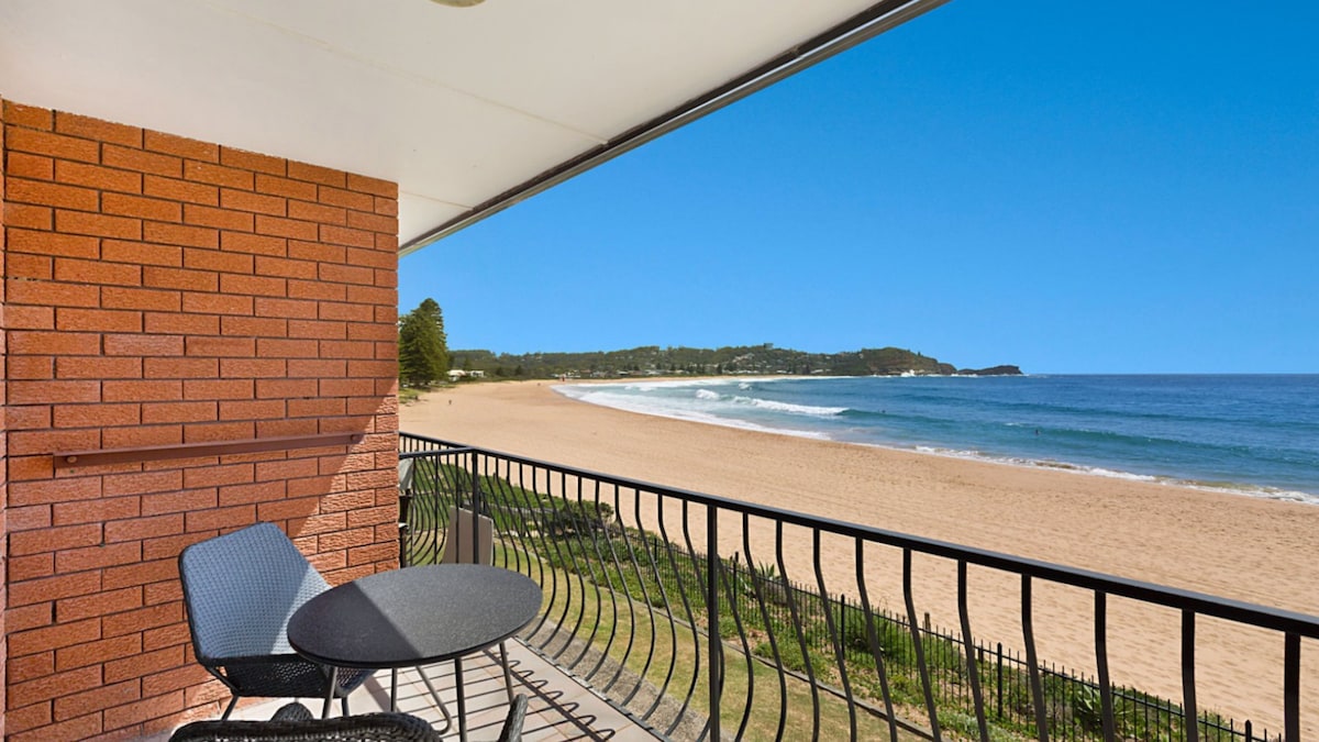 Furnished 2 Bedroom House in Avoca Beach