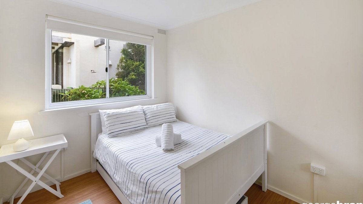 Furnished 2 Bedroom House in Avoca Beach