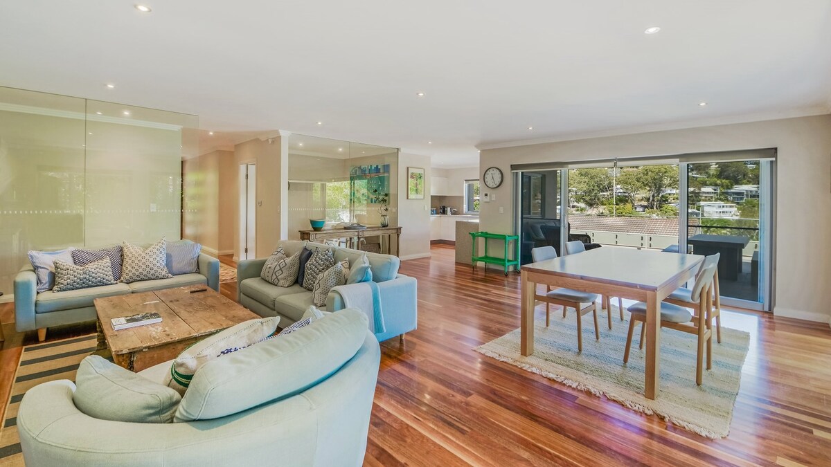 Furnished 4 Bedroom House in Avoca Beach