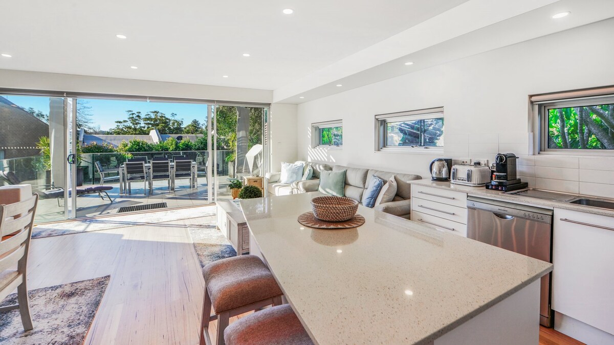 Furnished 3 Bedroom House in Avoca Beach