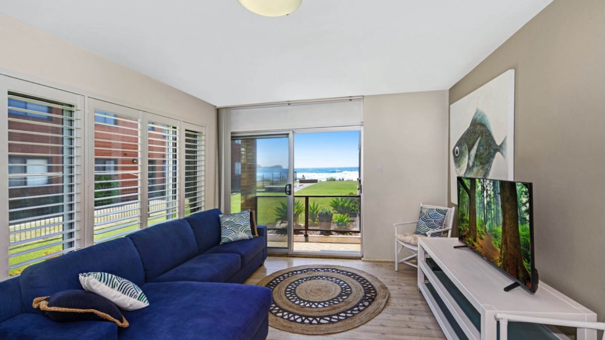 Furnished 2 Bedroom House in Avoca Beach