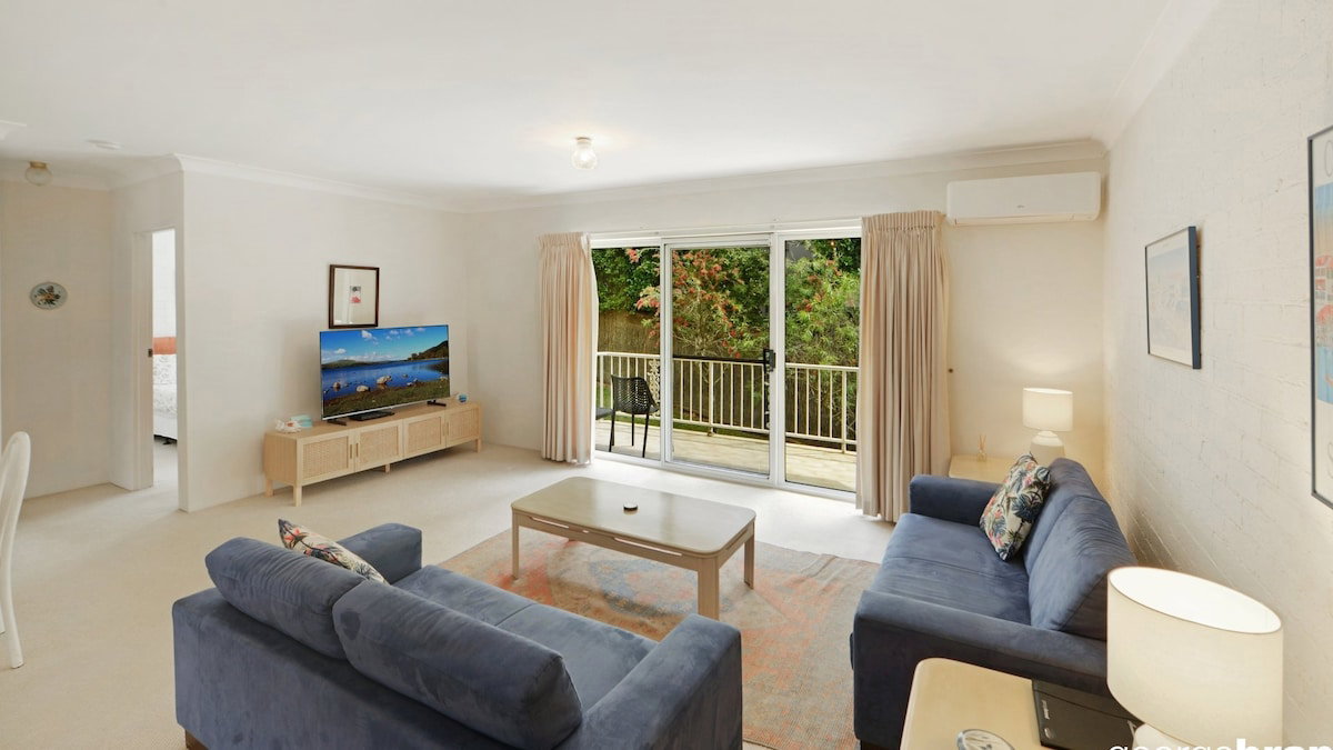 Furnished 2 Bedroom House in Avoca Beach