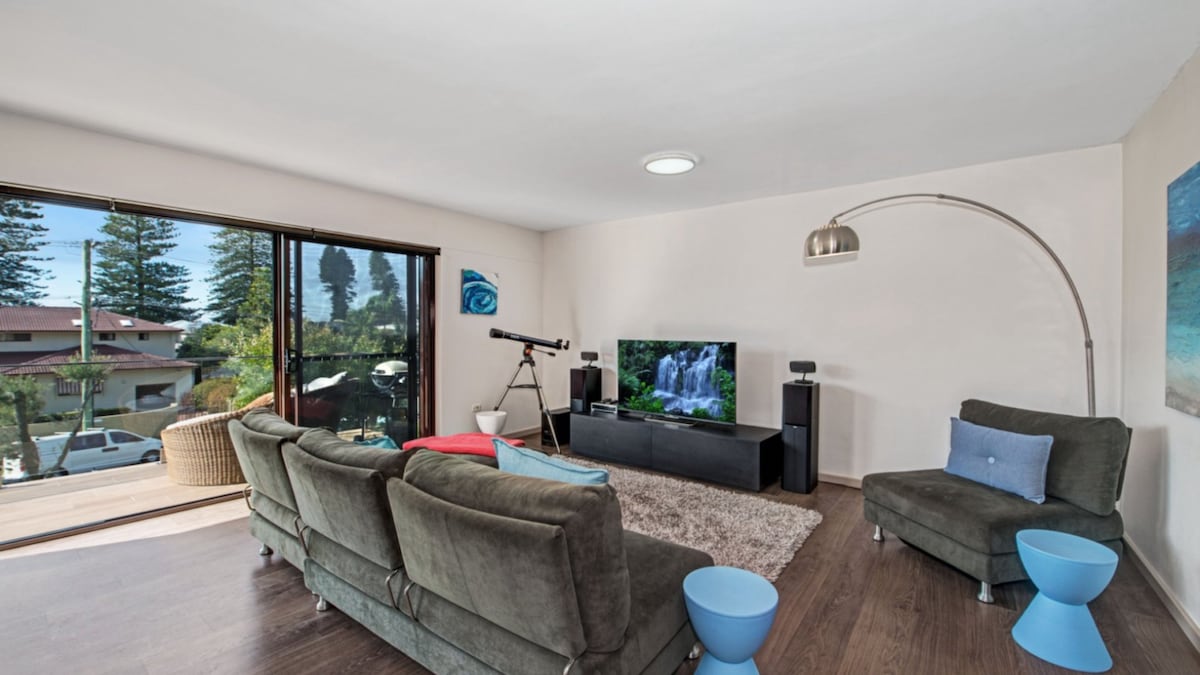 Furnished 2 Bedroom House in Avoca Beach