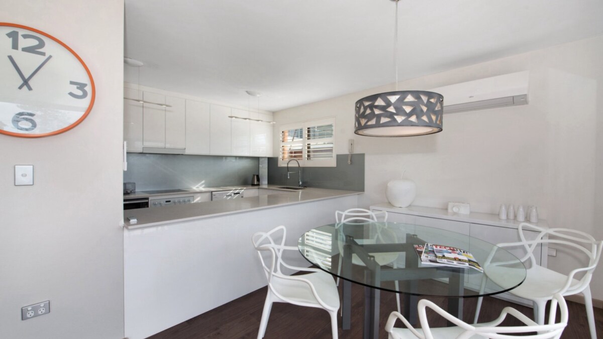 Furnished 2 Bedroom House in Avoca Beach