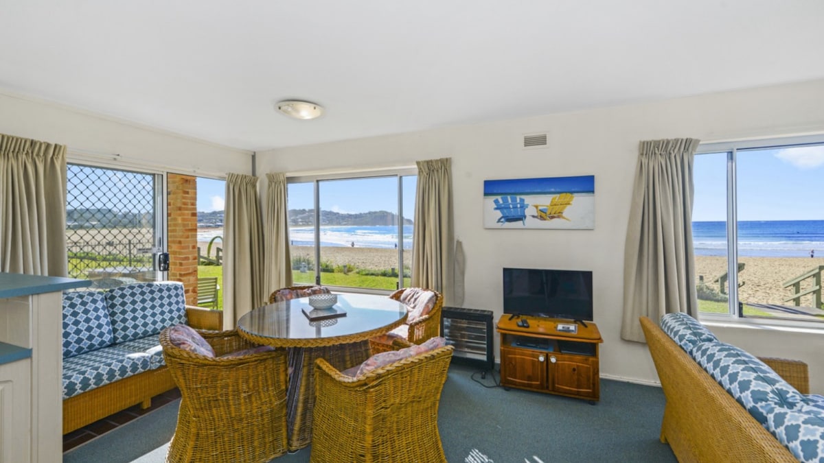 Furnished 2 Bedroom House in Avoca Beach