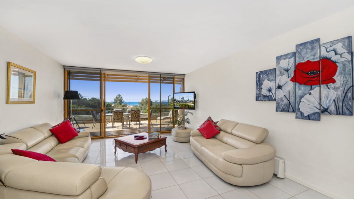 Furnished 2 Bedroom House in Avoca Beach