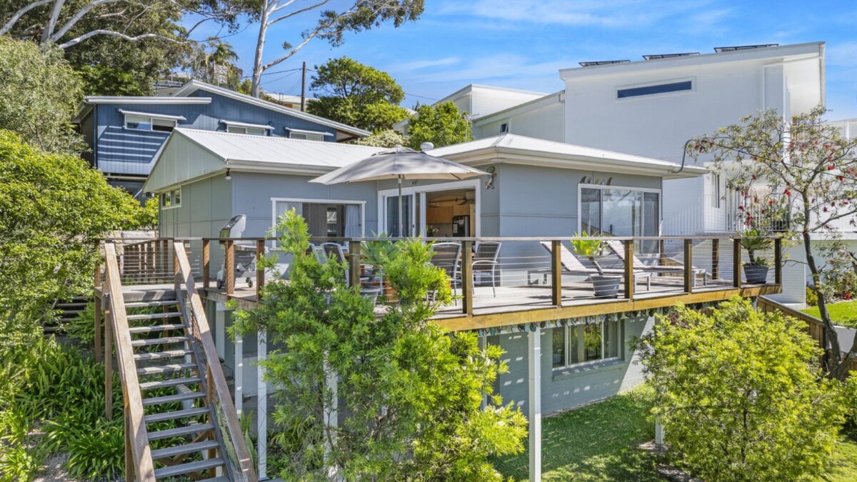 Furnished 3 Bedroom House in Avoca Beach