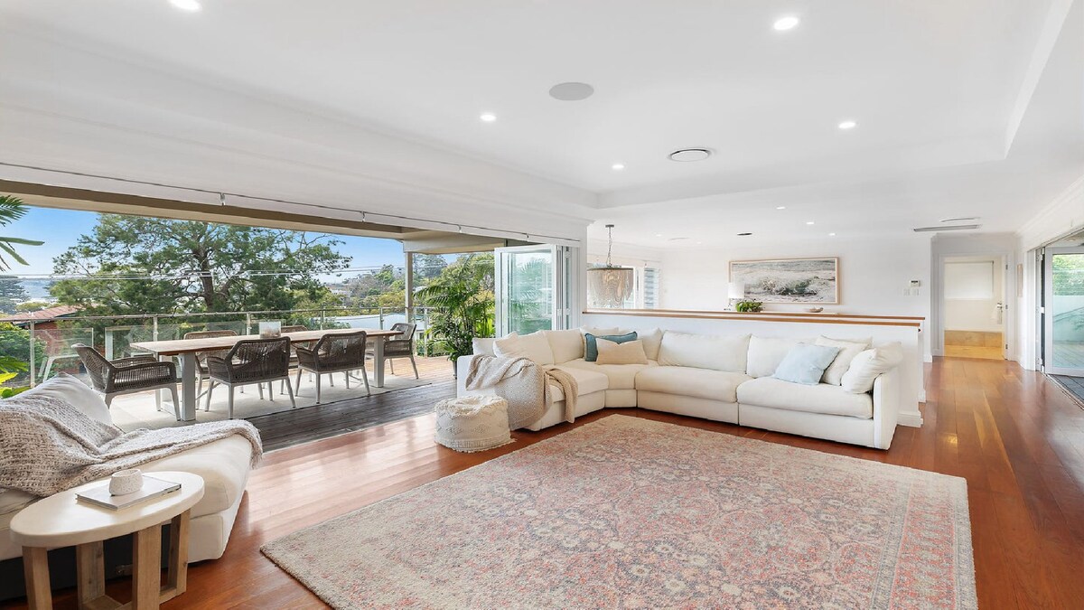 Furnished 3 Bedroom House in Avoca Beach