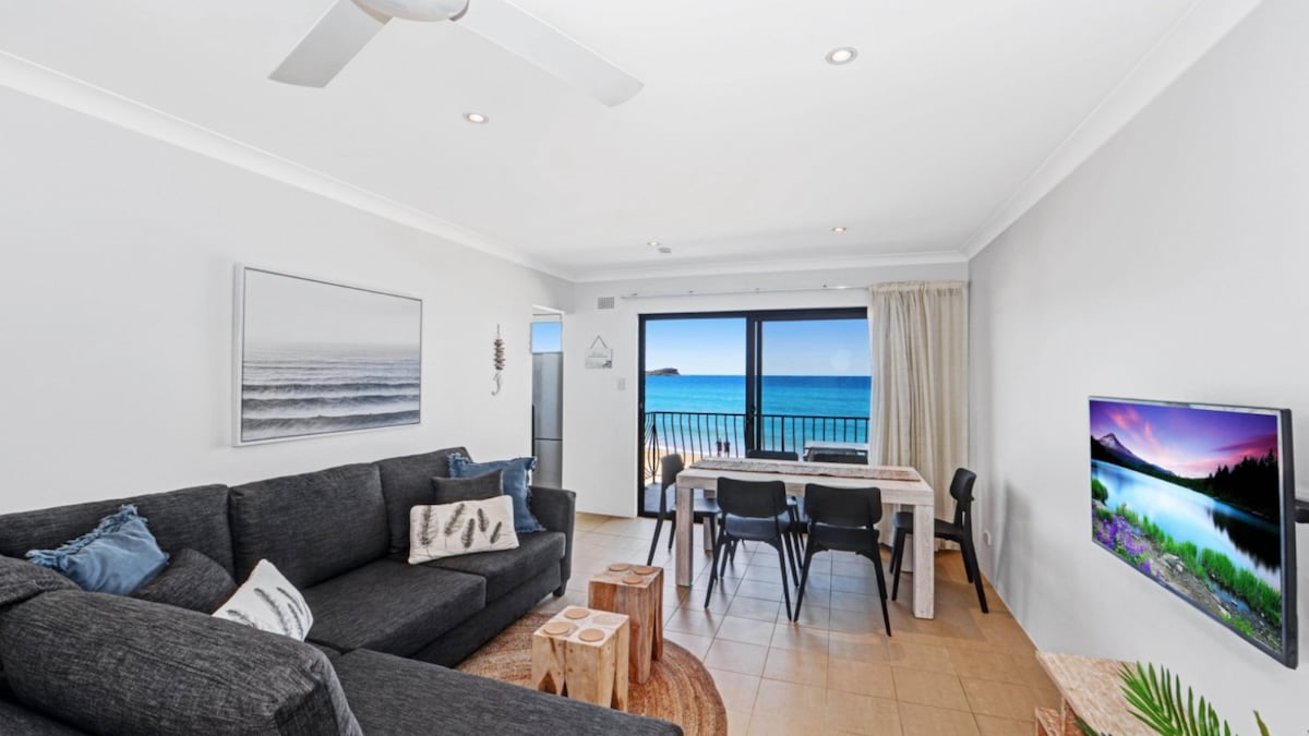 Furnished 2 Bedroom House in Avoca Beach