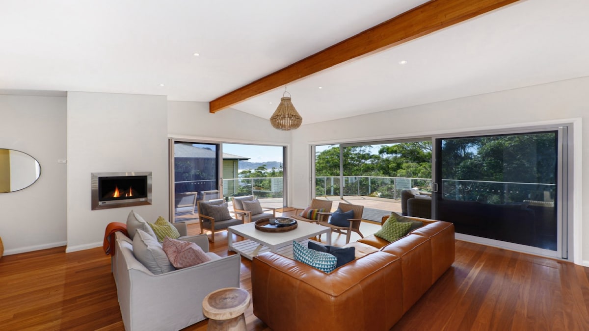Furnished 4 Bedroom House in Avoca Beach