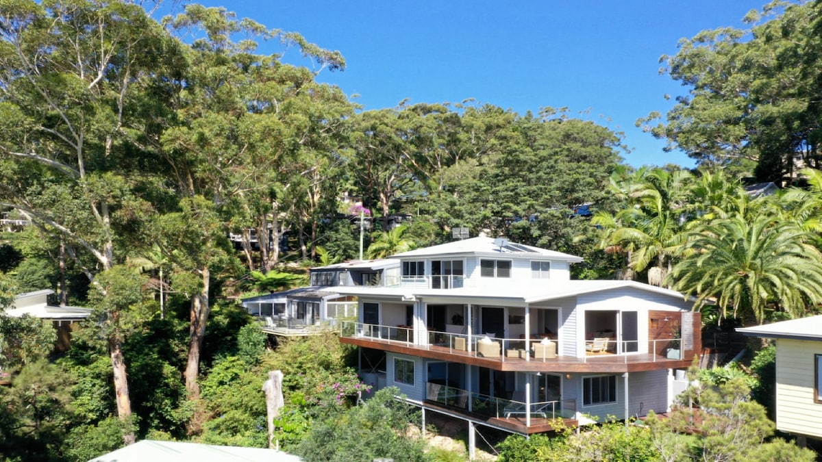Furnished 4 Bedroom House in Avoca Beach