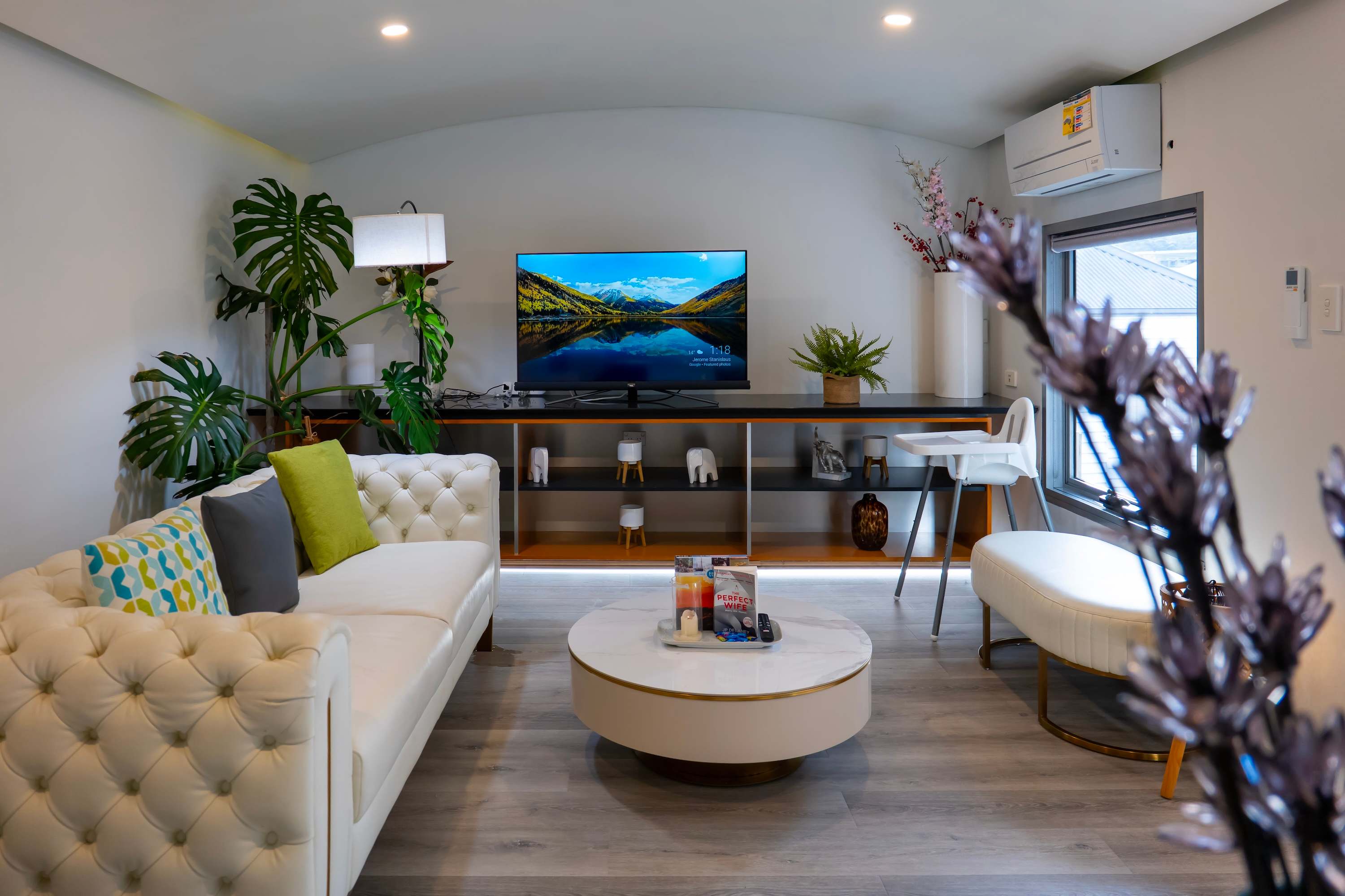 Furnished 2 Bedroom House in North Hobart