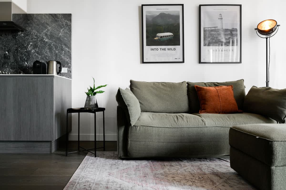Furnished 1 Bedroom Apartment in Melbourne