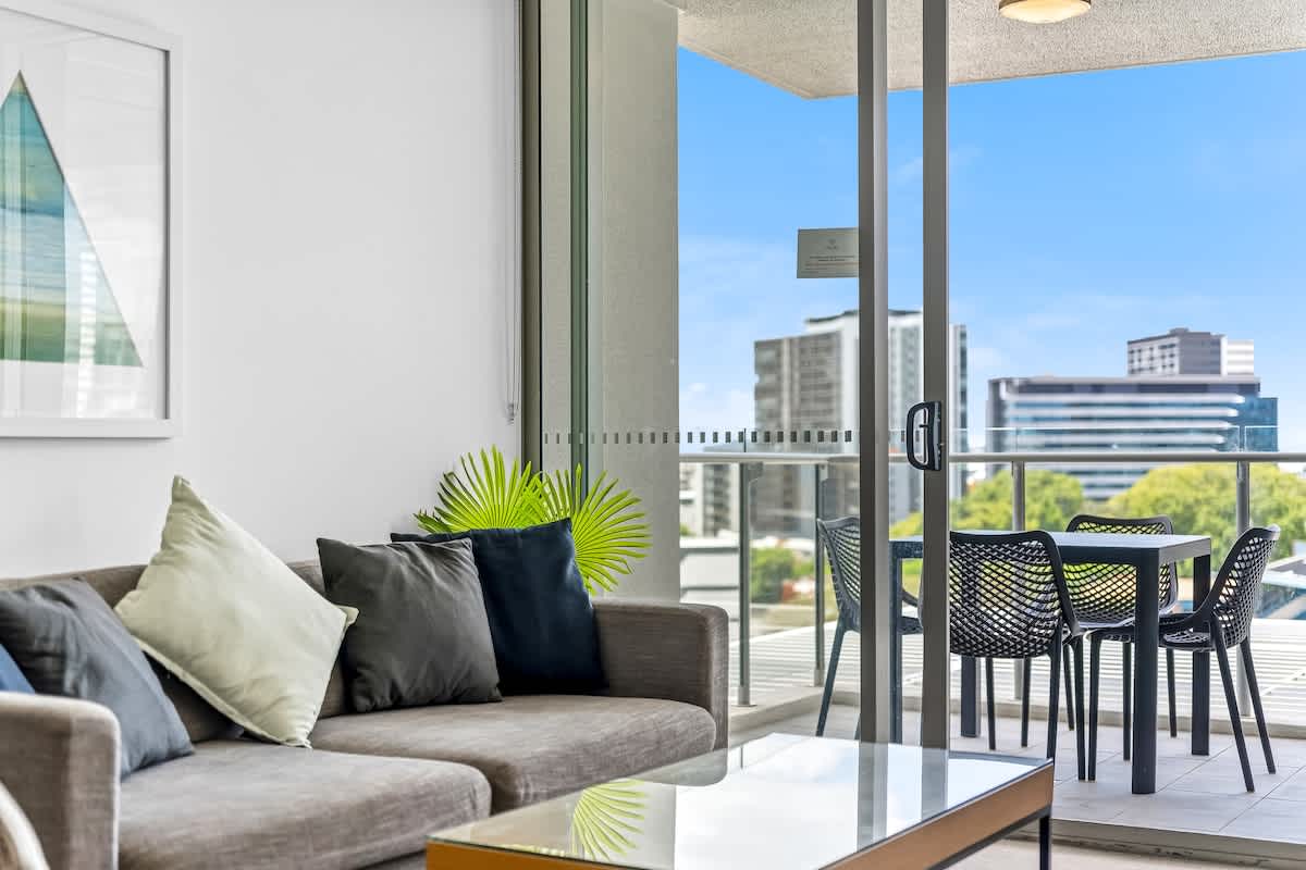 Furnished 1 Bedroom Rental in Bowen Hills