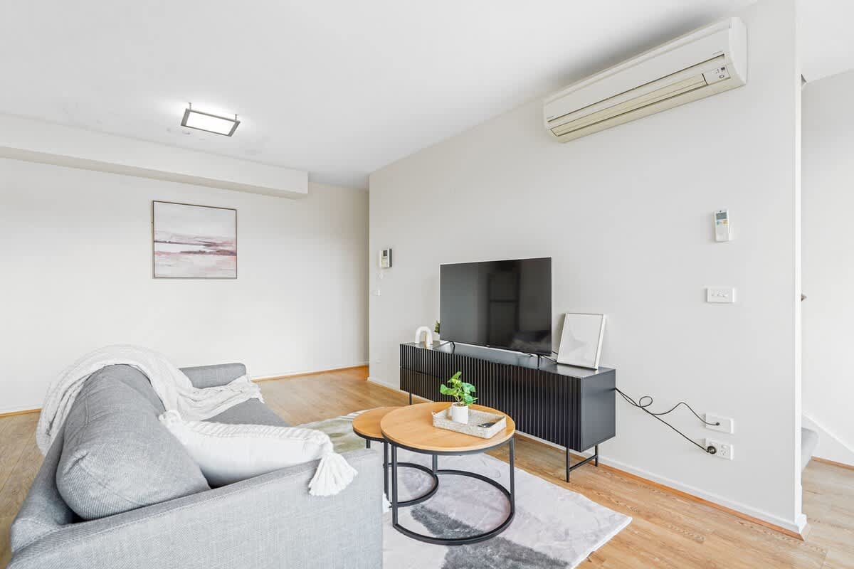 Furnished 2 Bedroom Rental in Brunswick East