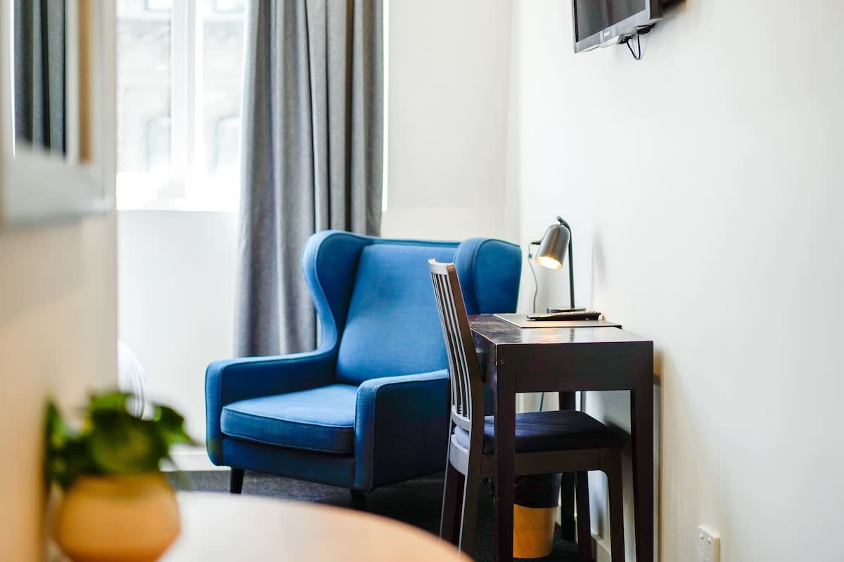Furnished 1 Bedroom Rental in Docklands