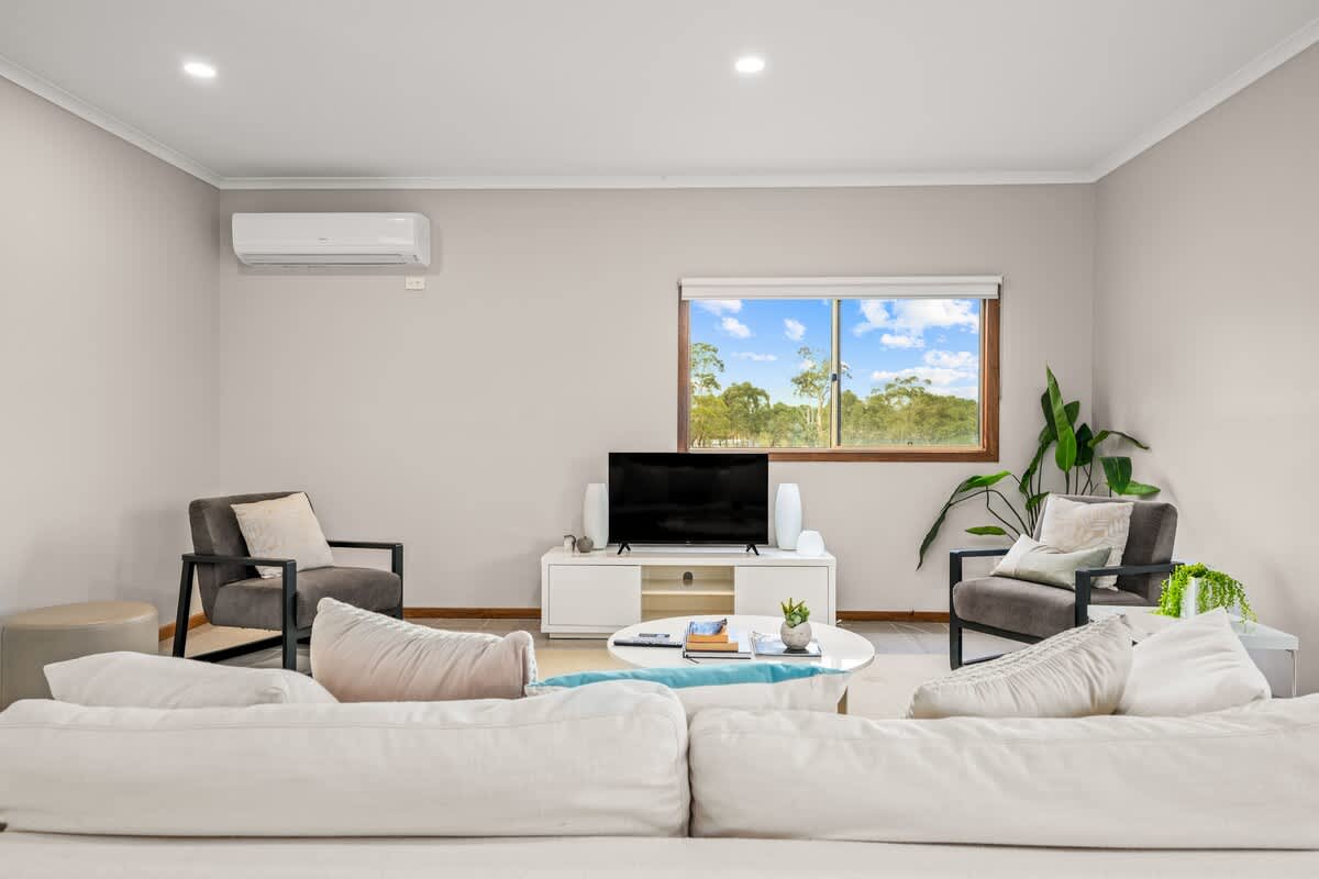 Furnished 1 Bedroom House in Hastings