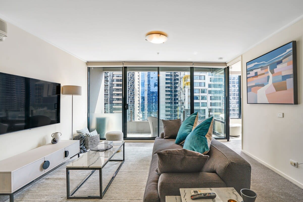 Furnished 2 Bedroom Apartment in Melbourne