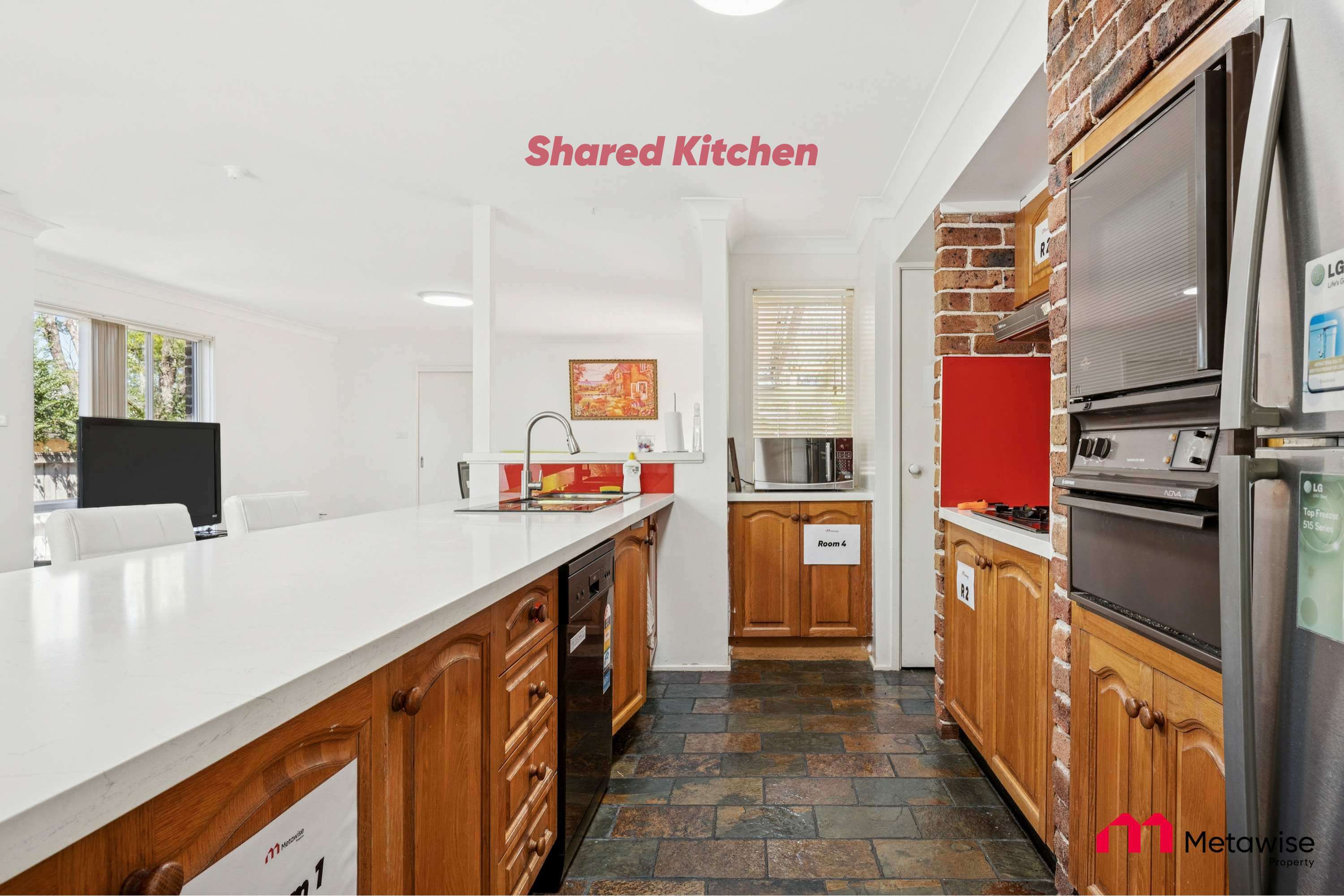 Furnished 1 Bedroom House in Castle Hill