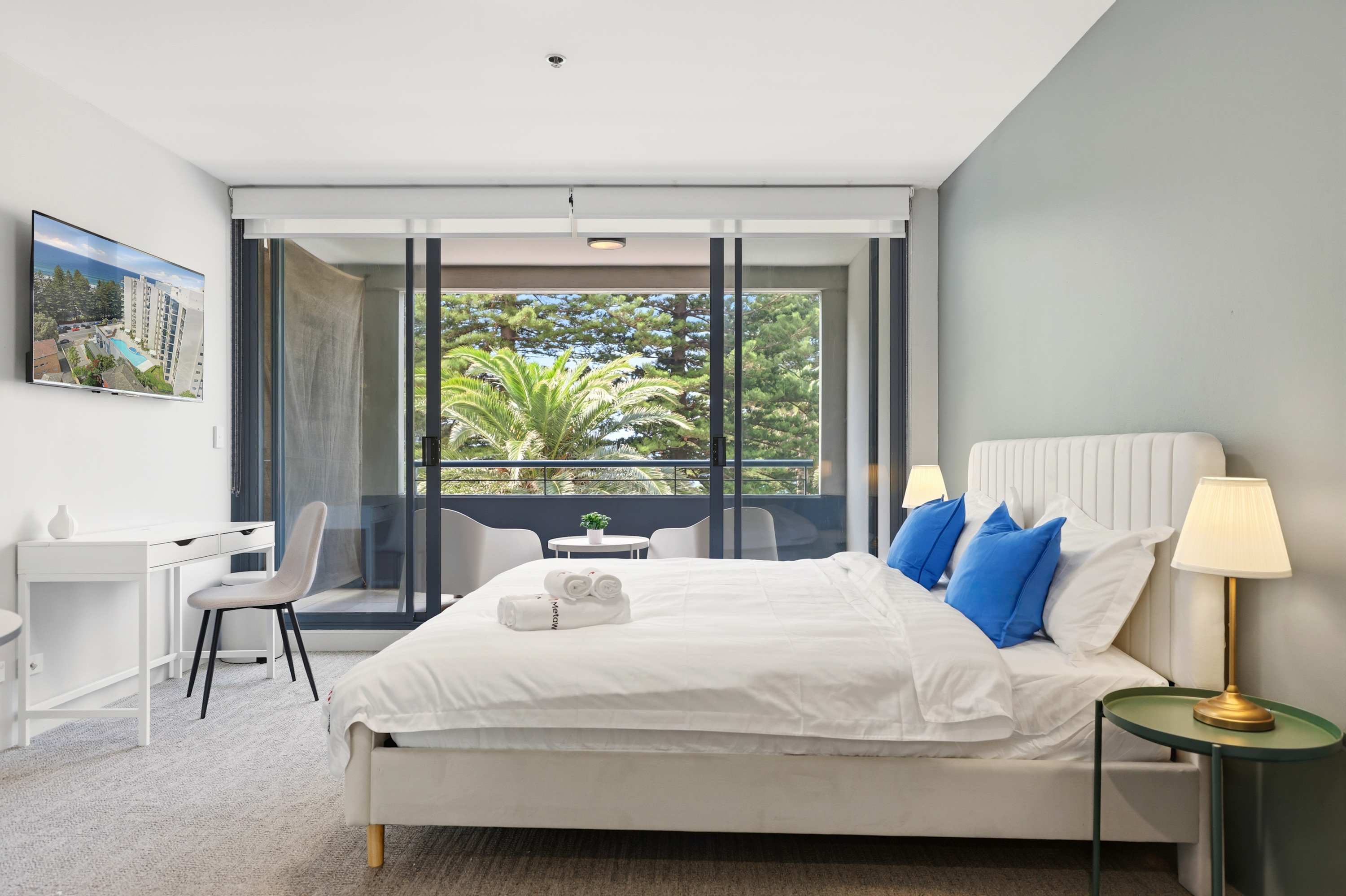 Furnished 1 Bedroom Apartment in Cronulla