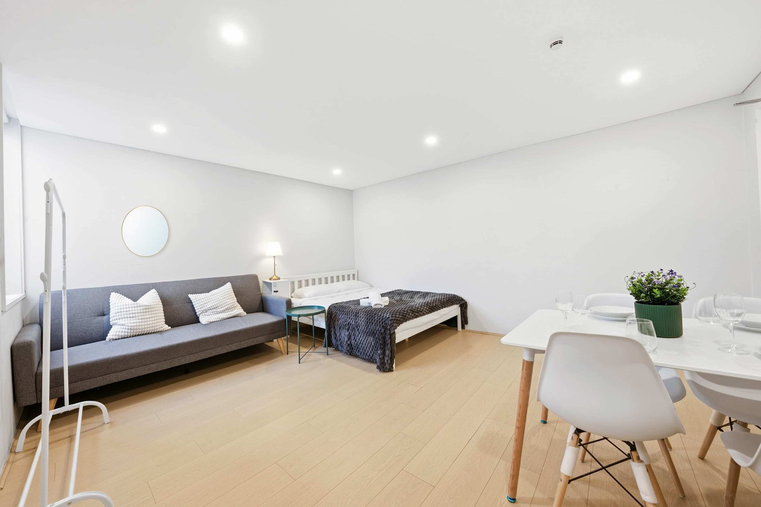 Furnished 1 Bedroom Apartment in Rushcutters Bay