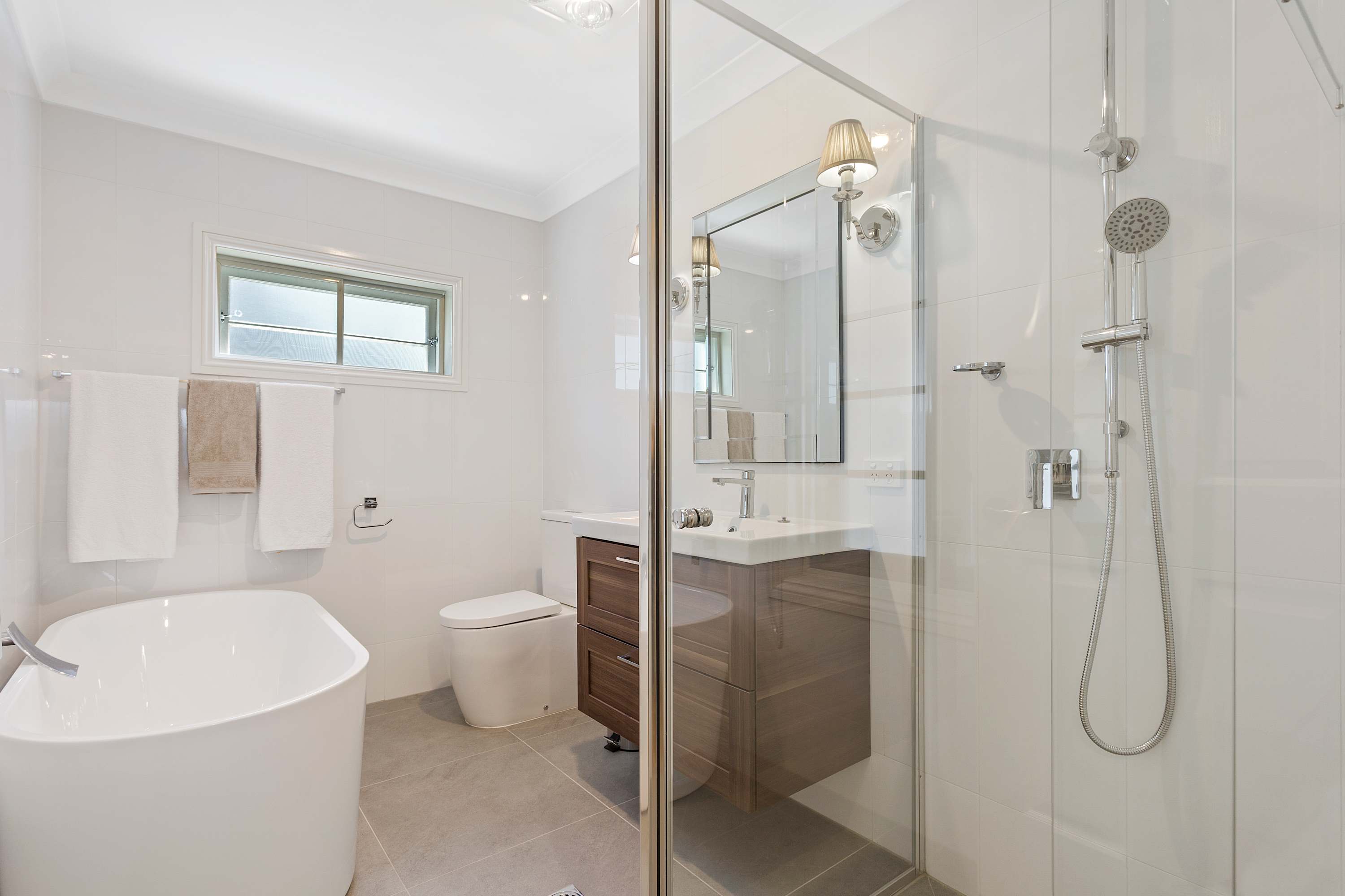 Furnished 3 Bedroom House in Deception Bay