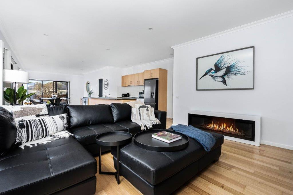 Furnished 3 Bedroom House in Inverloch