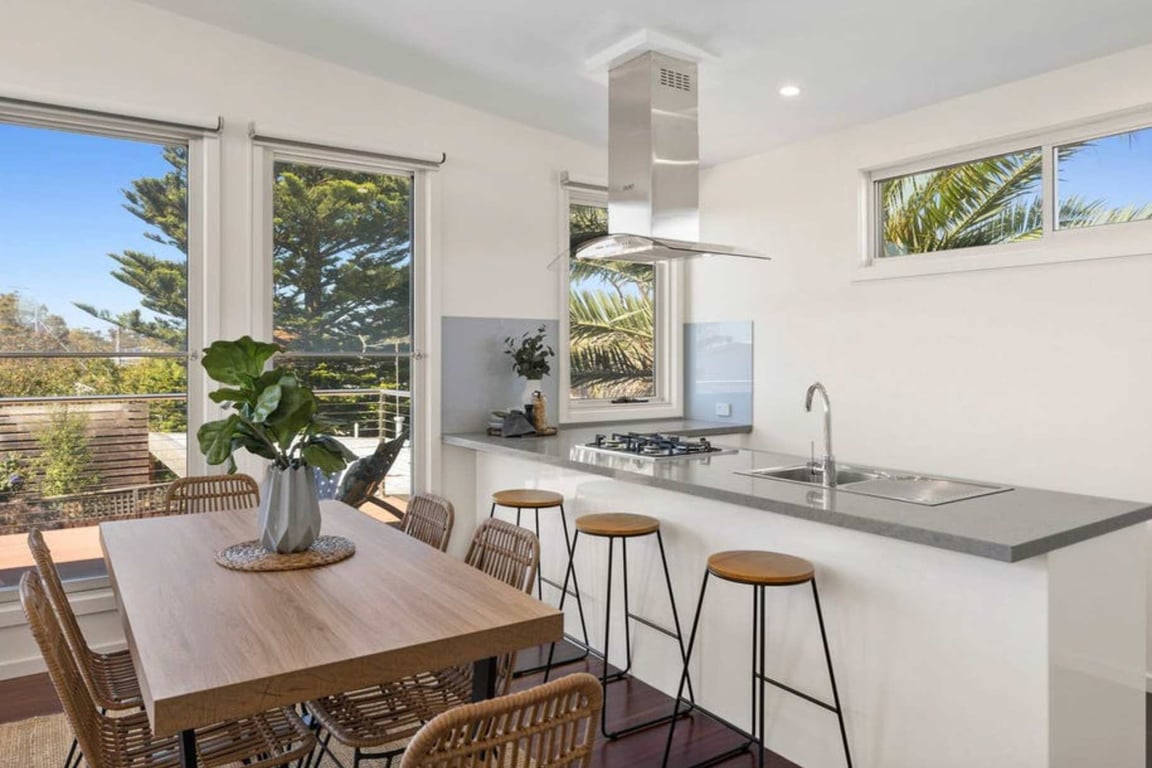 Furnished 6 Bedroom House in Torquay