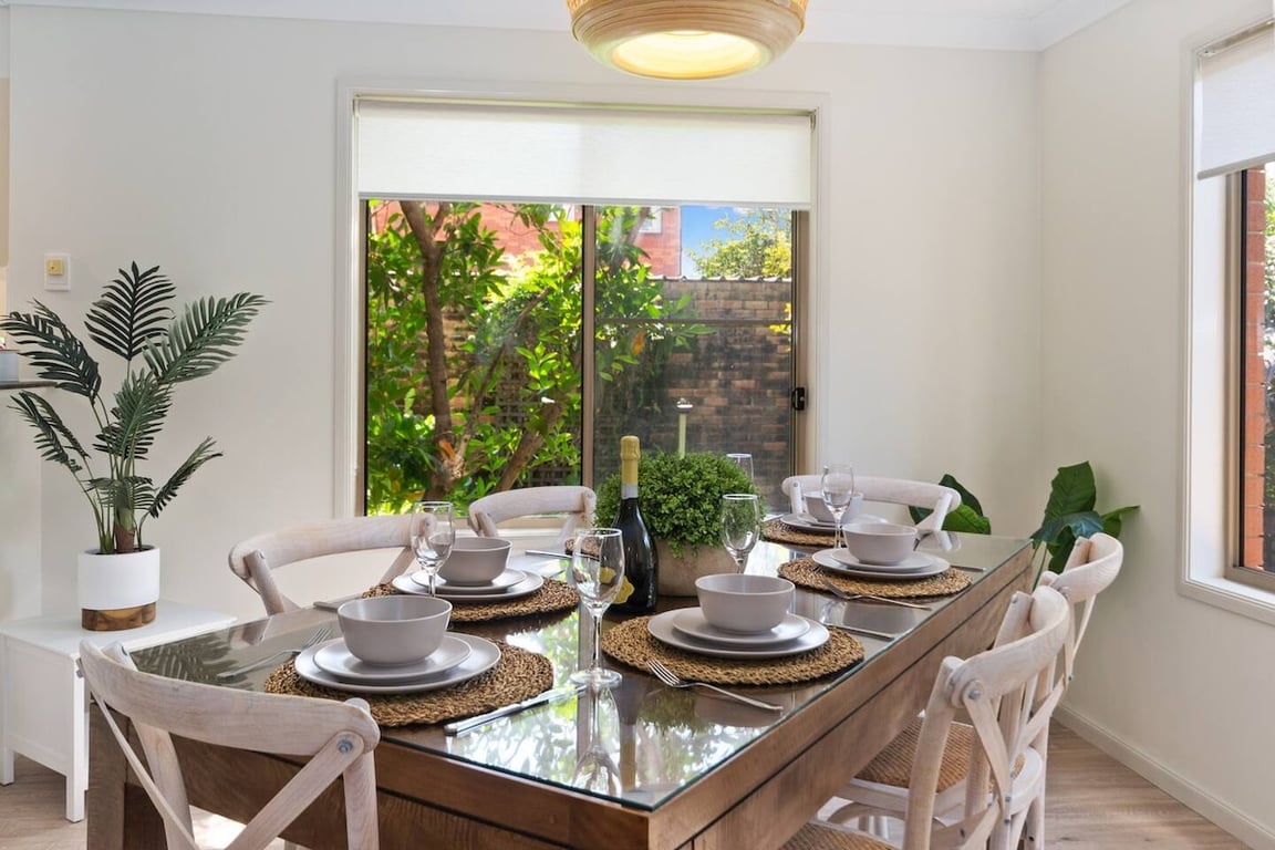 Furnished 3 Bedroom House in Wollongong