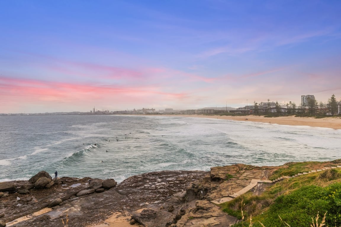 Furnished 3 Bedroom House in Wollongong