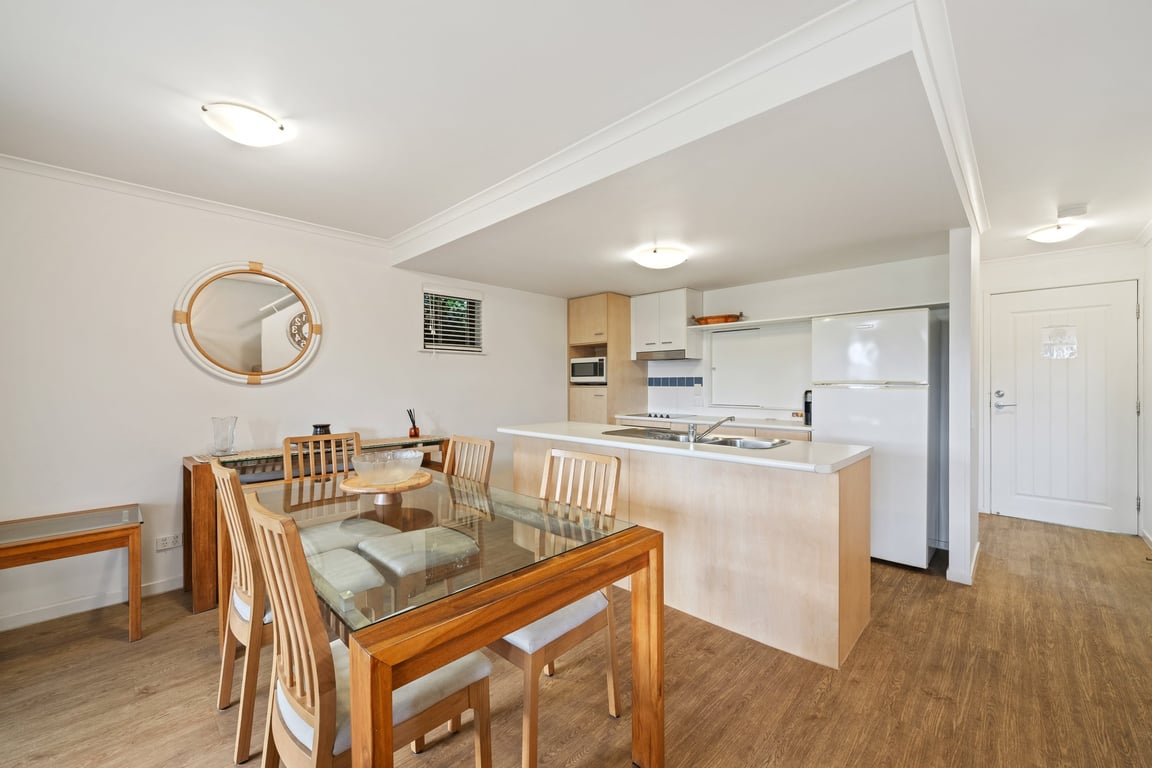 Furnished 2 Bedroom Apartment
