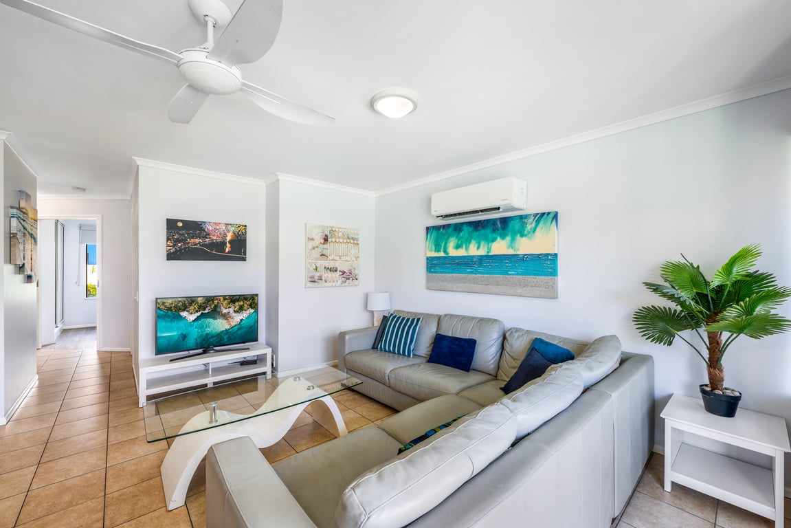 Furnished 1 Bedroom Apartment