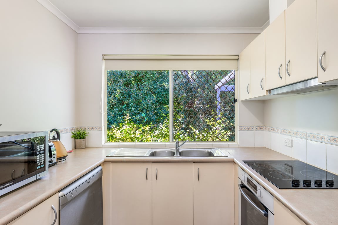 Furnished 1 Bedroom Apartment