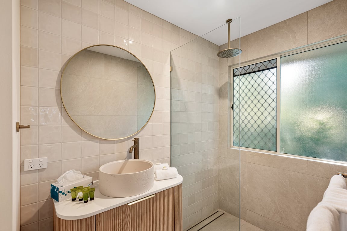 Furnished 2 Bedroom Apartment
